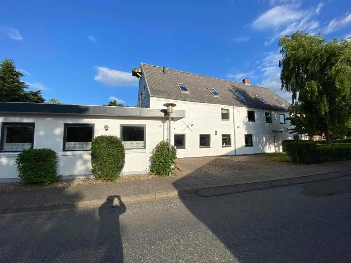 Marskture'S Motel Hojer Bagian luar foto
