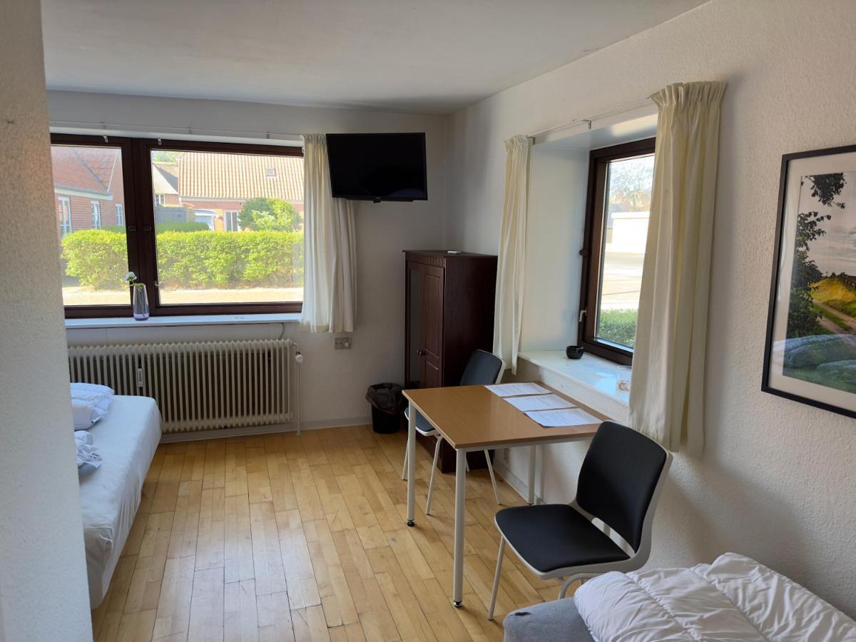 Marskture'S Motel Hojer Bagian luar foto